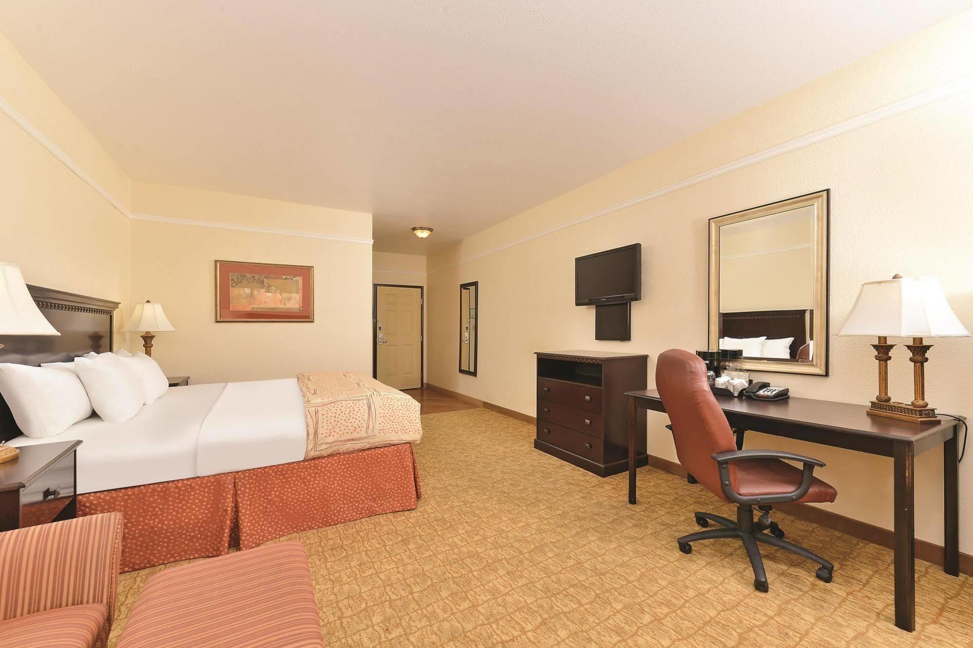 La Quinta By Wyndham Abilene Mall Экстерьер фото